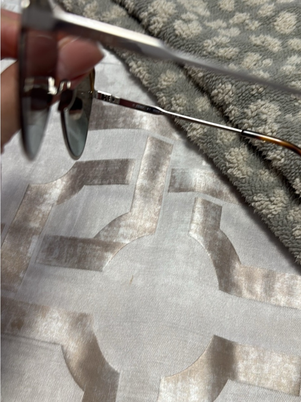 Fendi sunglasses - Picture 12 of 12